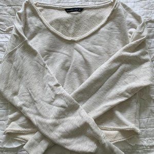 NWOT Abercrombie & Fitch Cropped Terry Sweatshirt